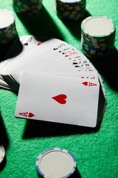 Live roulette wheel